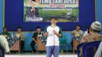 Ketua DPRD Jateng Sumanto berbicara dalam Temu Tani di Desa Krendowahono (foto: DPRD Jateng)
