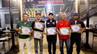 Para Juara di Turnamen Biliar Siwo PSWI DKI Jakarta. (matasemarang.com/Lia Dina)