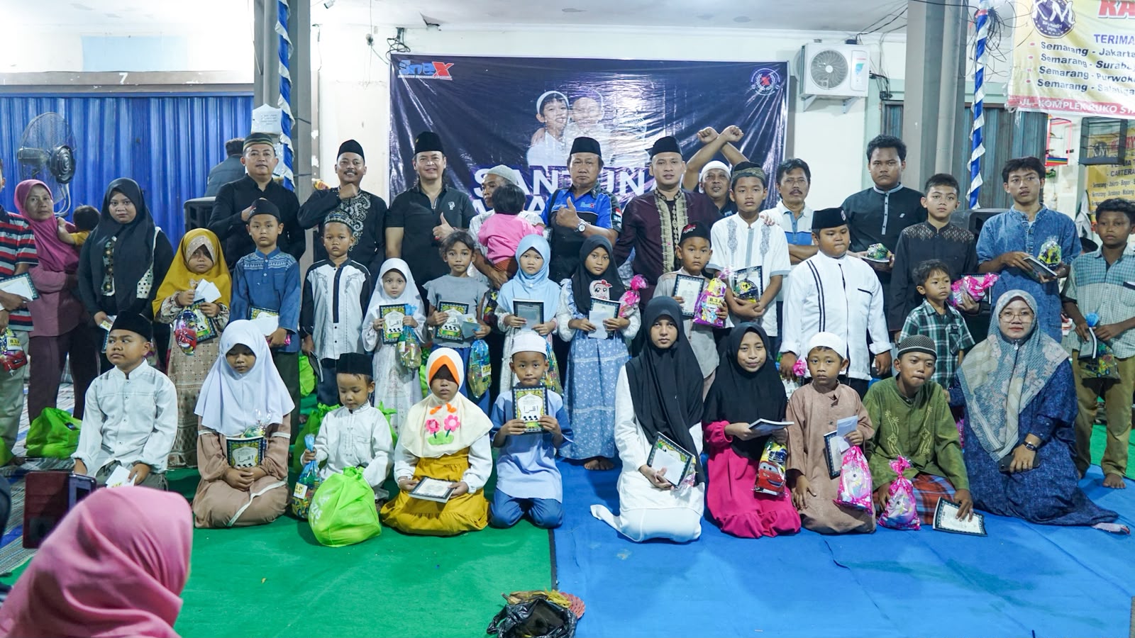 Kegiatan santunan kepada anak yatim piatu oleh Snex pada Minggu 28 Juni 2026 di Stadion Citarum Semarang (foto: Snex)