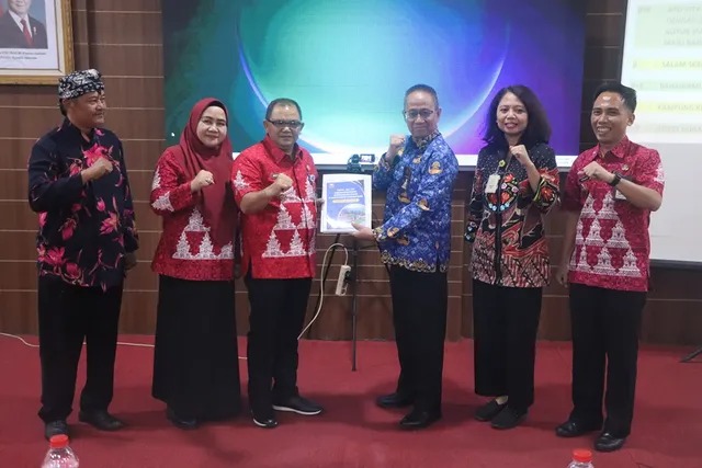 Kampung KB Manggar Lestari Desa Lerep mengikuti penilaian tingkat nasional (foto: Pemkab Semarang) Kampung KB Manggar Lestari Desa Lerep mengikuti penilaian tingkat nasional (foto: Pemkab Semarang)