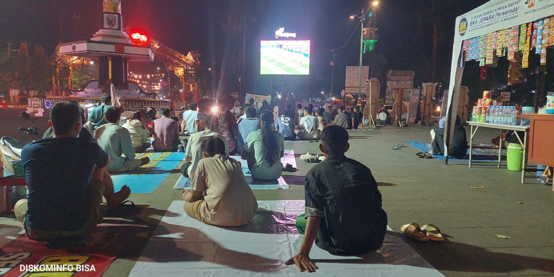 Suasana nobar Piala Dunia 2026 di Alun-alun 1 Jepara (foto: Pemkab Jepara)