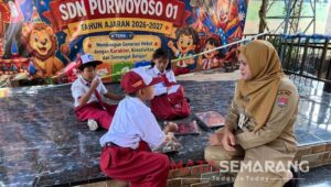 SD Negeri Purwoyoso 01 hanya mendapatkan 3 murid baru (matasemarang.com/ Lia Dina)