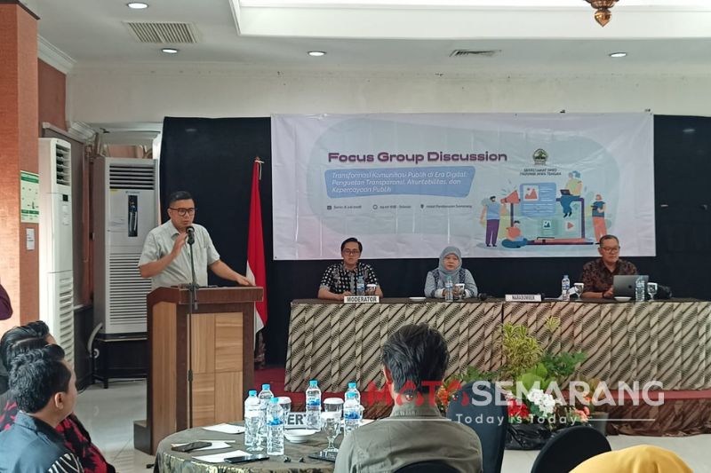 Wakil Ketua DPRD Jateng Mohammad Saleh saat membuka FGD Transformasi Komunikasi Publik di Semarang, Senin 6 Juli 2026 (matasemarang.com/ Ade Lukmono)