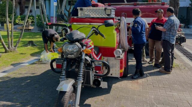 Unit roda tiga dengan tangki 300 liter dilengkapi tandon penyuplai 1.000 liter (foto: Pemkab Demak)