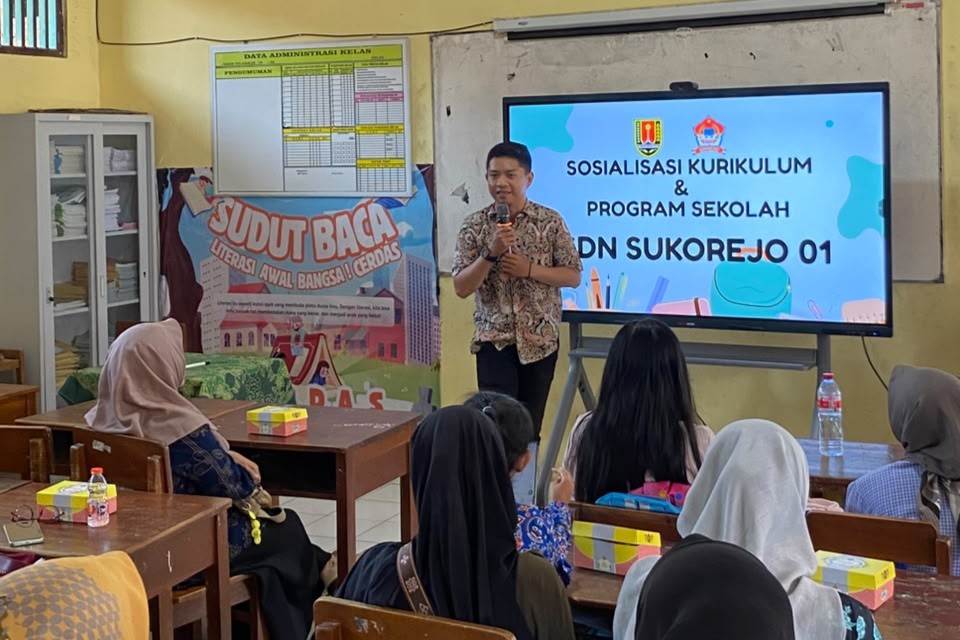 BPR Bank Pasar Kota Semarang perluas inklusi keuangan pelajar lewat sosialisasi Tabungan SimPel BPR Bank Pasar Kota Semarang perluas inklusi keuangan pelajar lewat sosialisasi Tabungan SimPel