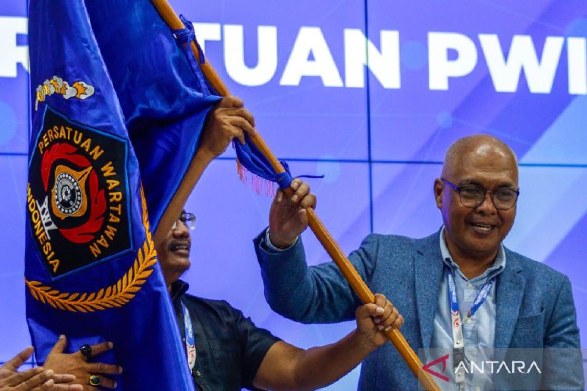 akmad-munir-terpilih-menjadi-ketua-umum-pwi-2612329
