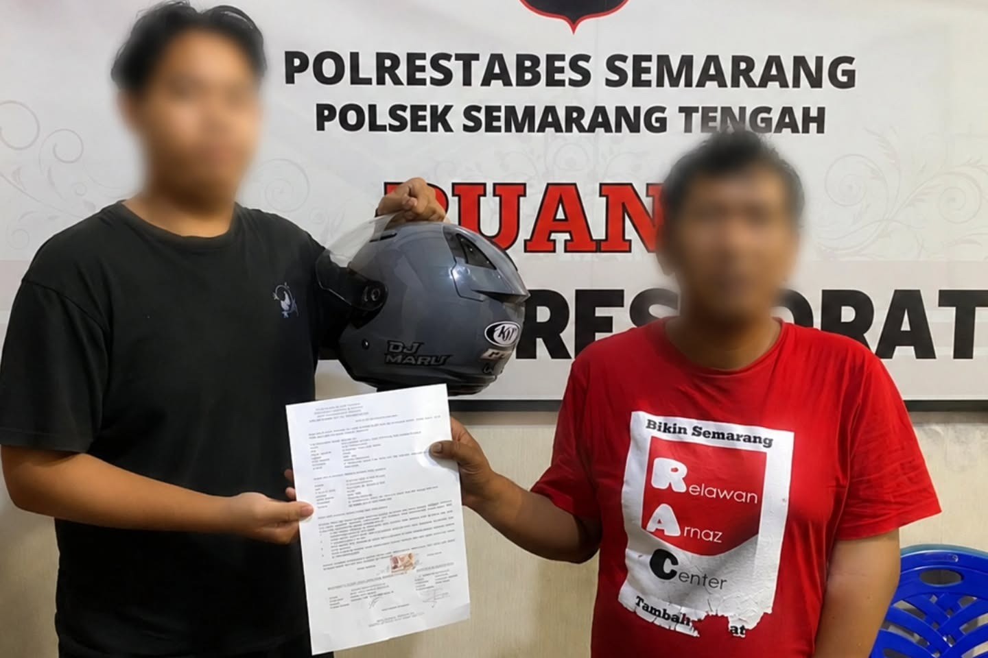 Kasus pencurian helm berakhir damai (foto: Polsek Semarang Teengah) Kasus pencurian helm berakhir damai (foto: Polsek Semarang Teengah)