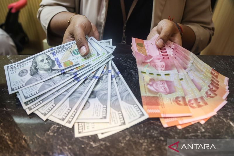 nilai-tukar-rupiah-melemah-2819049