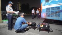 Petugas melakukan ram check pada armada Trans Semarang (foto: Trans Semarang) Petugas melakukan ram check pada armada Trans Semarang (foto: Trans Semarang)