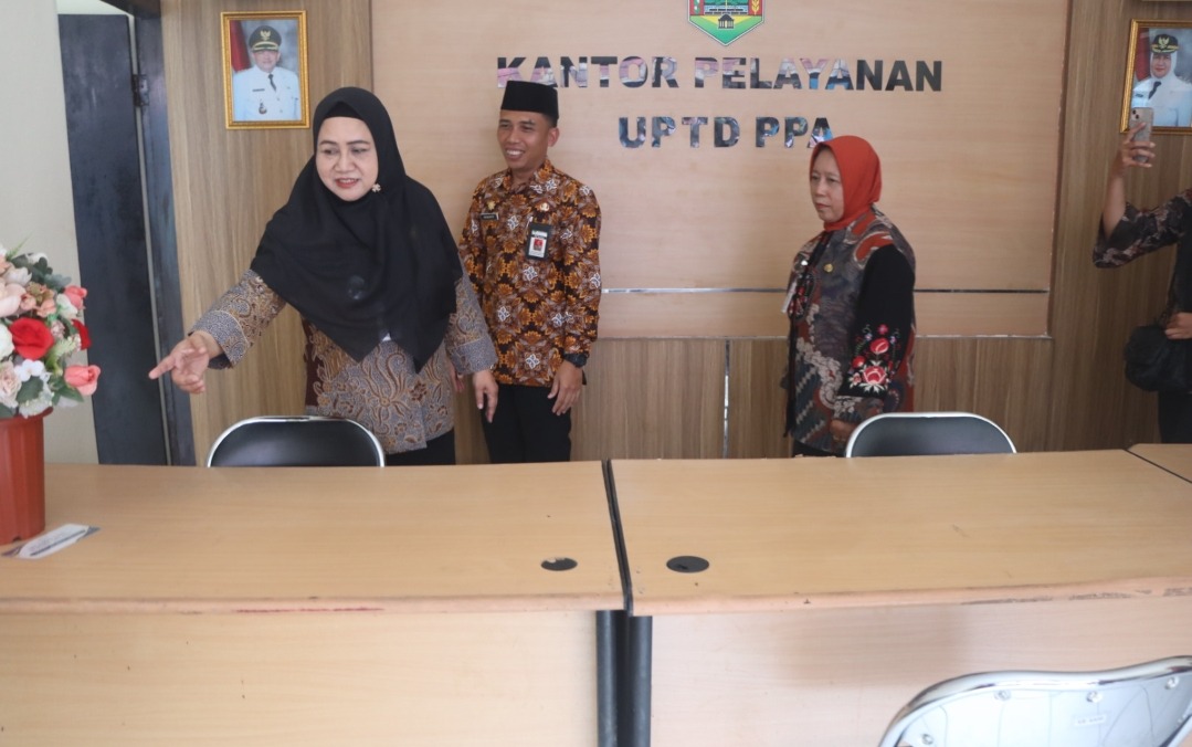 Gedung UPTD PPA Kabupaten Semarang di Ambarawa yang baru saja diresmikan oleh Wakil Bupati Semarang (foto: Pemkab Semarang) Gedung UPTD PPA Kabupaten Semarang di Ambarawa yang baru saja diresmikan oleh Wakil Bupati Semarang (foto: Pemkab Semarang)