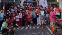 warga RT 06 RW 10 Palebon bersiap melaksanakan jalan sehat (matasemarang.com/Lia Dina)