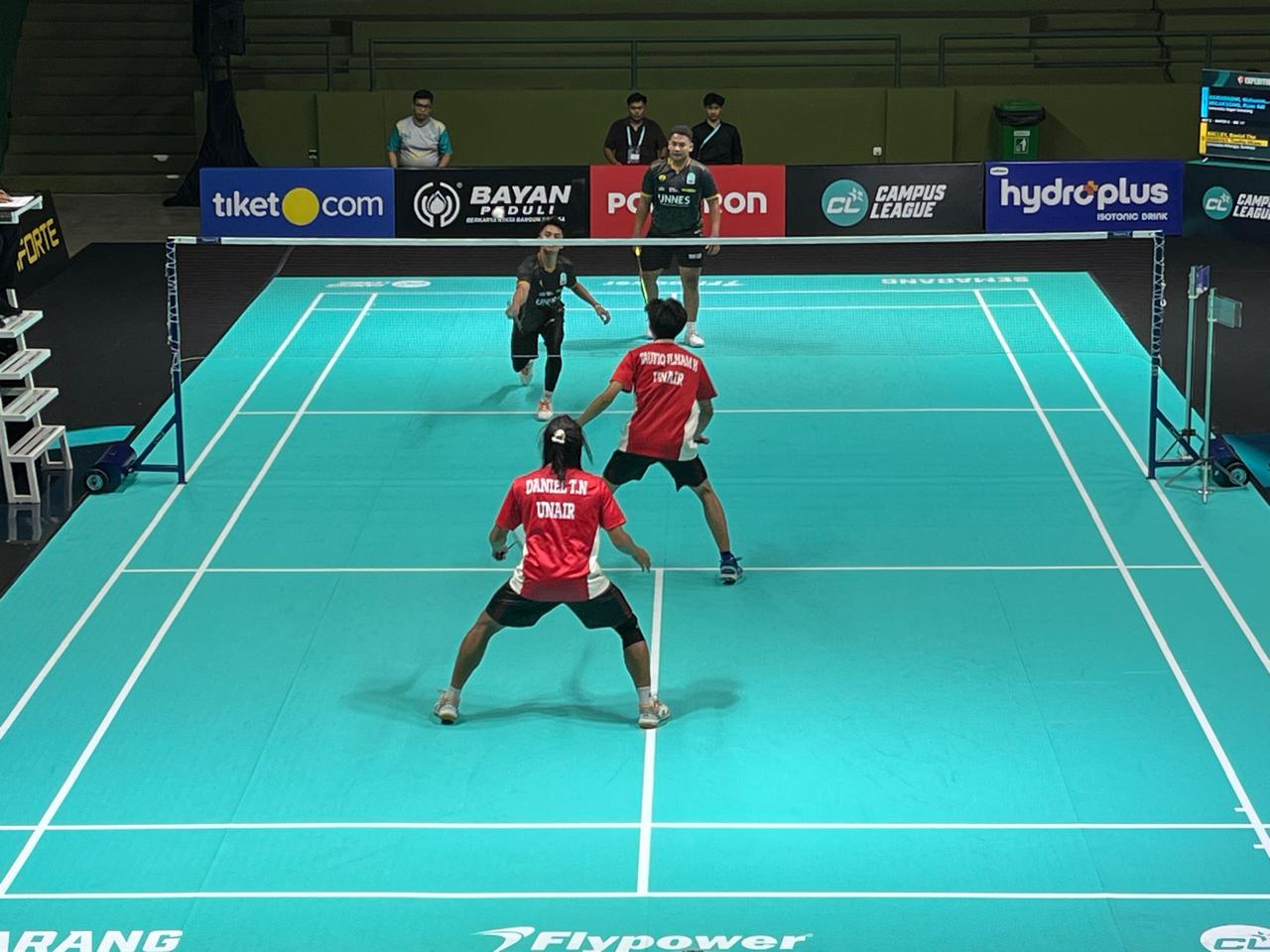 Campus League Badminton Regional Semarang (matasemarang.com/lia DIna)