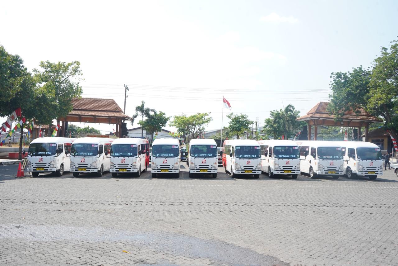 Unit armada baru Feeder 2 (foto: Trans Semarang)