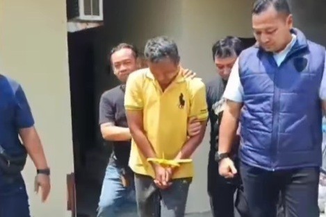 Polisi tangkap pelaku pembacokan terhadap pelajar di Ngaliyan (foto: Polsek Ngaliyan) Polisi tangkap pelaku pembacokan terhadap pelajar di Ngaliyan (foto: Polsek Ngaliyan)