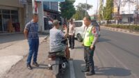 Personel Polsek Pedurungan dipimpin IPTU Darwis Budiman mendatangi lokasi dugaan balap liar di Jalan Soekarno-Hatta Semarang (foto: Polsek Pedurungan)