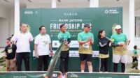 Sekretaris Daerah Jawa Tengah Sumarno bersama jajaran Direksi Bank Jateng dan peserta melepaskan start Bank Jateng Friendship Run Boyolali 2026 (foto: Bank Jateng) Sekretaris Daerah Jawa Tengah Sumarno bersama jajaran Direksi Bank Jateng dan peserta melepaskan start Bank Jateng Friendship Run Boyolali 2026 (foto: Bank Jateng)