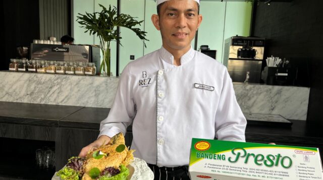Sajian spesial inovasi Bandeng Presto di Rez Hotel Semarang )Matasemarang.com/Lia Dina)