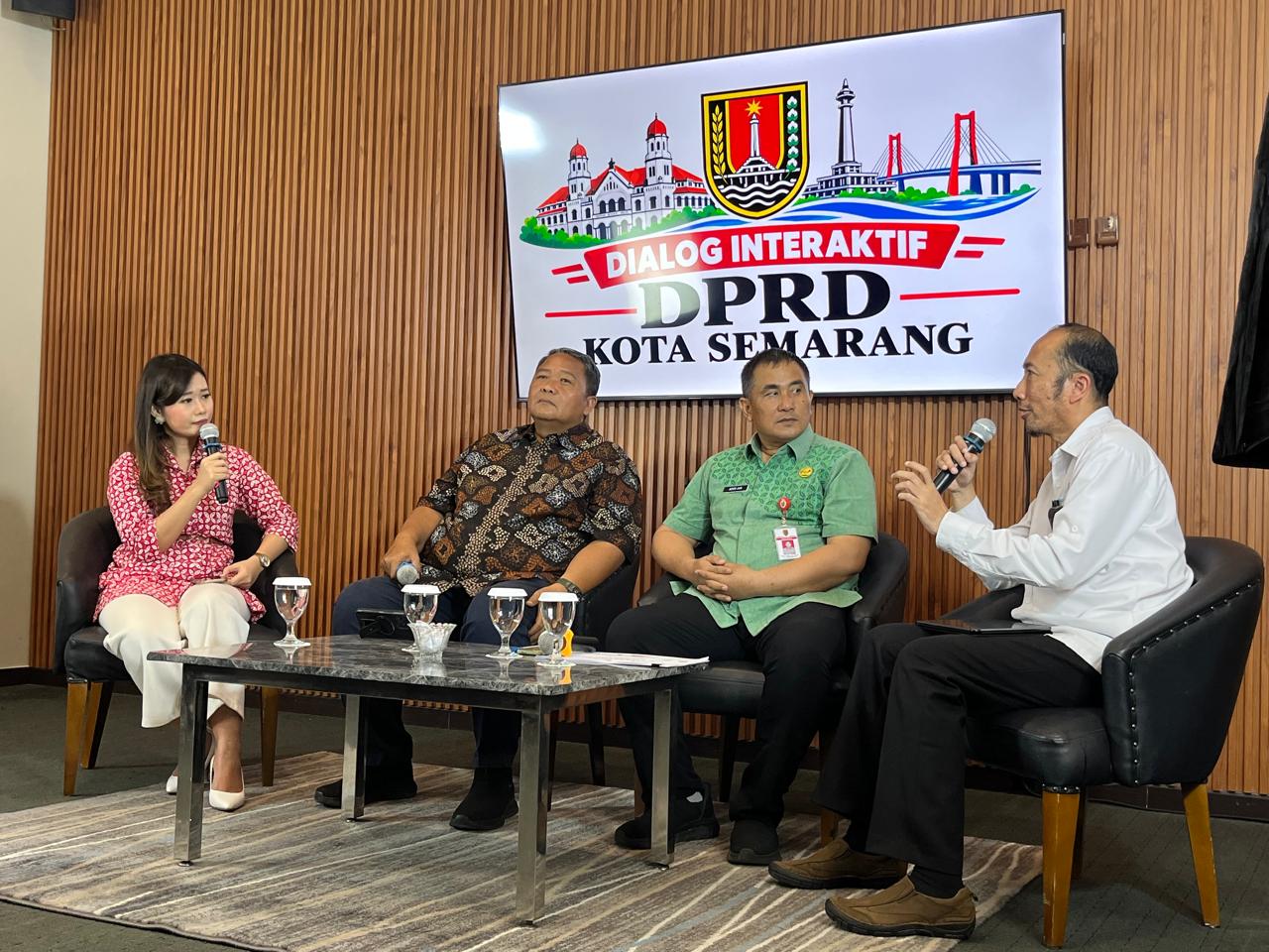 Dialog Interaktif DPRD Kota Semarang di Hotel Quest Semarang, Selasa 15 September 2026 (matasemarang.com/ Lia Dina) Dialog Interaktif DPRD Kota Semarang di Hotel Quest Semarang, Selasa 15 September 2026 (matasemarang.com/ Lia Dina)