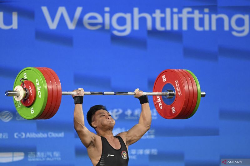 antarafoto-erwin-raih-medali-emas-angkat-besi-asian-games-2022-03102023-mrh-13