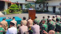 TNI-Polri bersama warga gelar Salat Istisqa di Kodim 0733 Semarang, Senin 31 Agustus 2026 (foto: Polsek Semarang Tengah)