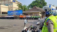 Kapolres Semarang AKBP Heru Dwi Purnomo memimpin Apel Gelar Pasukan Operasi Patuh Candi 2026 di Ungaran (Polres Semarang)