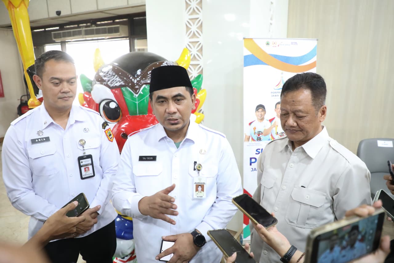 Wakil Gubernur Jawa Tengah Taj Yasin Maimoen memberikan keterangan pers terkait kesiapan dan dampak ekonomi penyelenggaraan Porprov Jateng XVII 2026 di Kantor Gubernur Jateng, Semarang, Rabu 21 Oktober 2026 (foto: Pemprov Jateng)