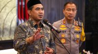 Wakil Gubernur Jawa Tengah Taj Yasin Maimoen dan Kapolda Jateng Irjen Pol Roy Hardi Siahaan dalam konferensi pers di Mapolda Jateng (foto: Pemprov Jateng) Wakil Gubernur Jawa Tengah Taj Yasin Maimoen dan Kapolda Jateng Irjen Pol Roy Hardi Siahaan dalam konferensi pers di Mapolda Jateng (foto: Pemprov Jateng)
