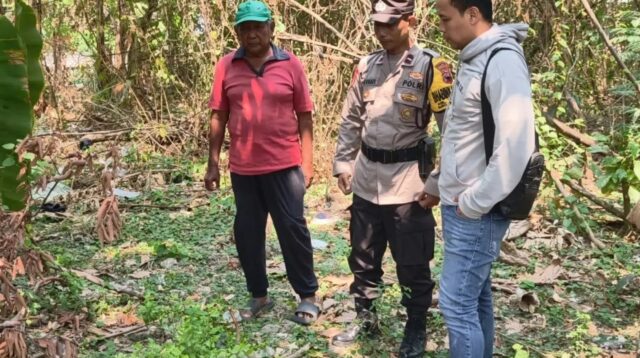 Bayi ditemukan dalam kondisi memar di dada dan luka di bibir, kini dirujuk ke RS Wongsonegoro Semarang untuk penanganan lebih lanjut (foto: Polsek Pedurungan)